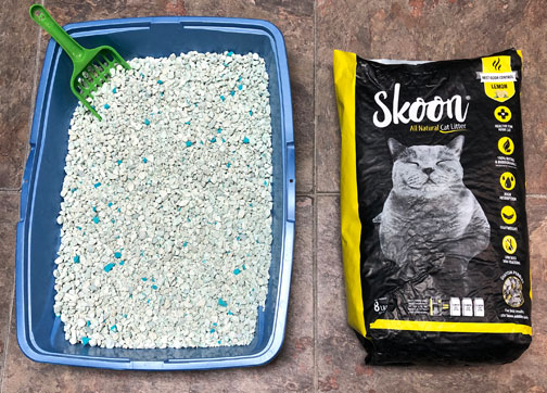 We hebben Skoon Lemon-Scented Litter enkele weken getest in een huis met meerdere katten.